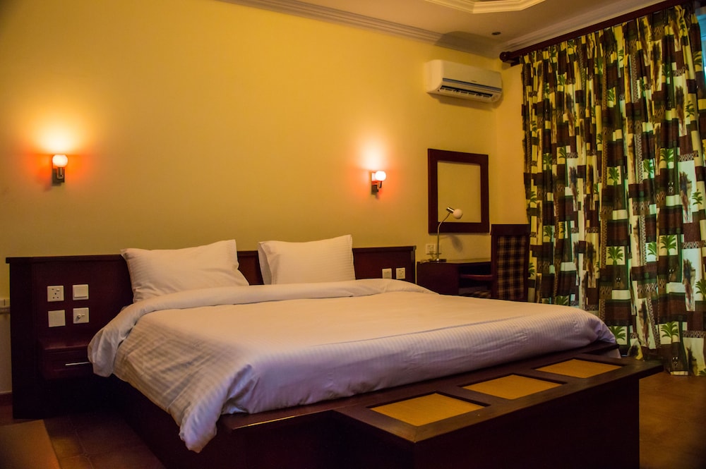 Sunrise Beach Resort 15/50