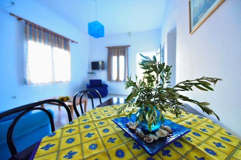 Mouzakis Villas 34/37