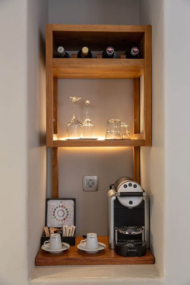 Glykeria Mini Suites 33/59