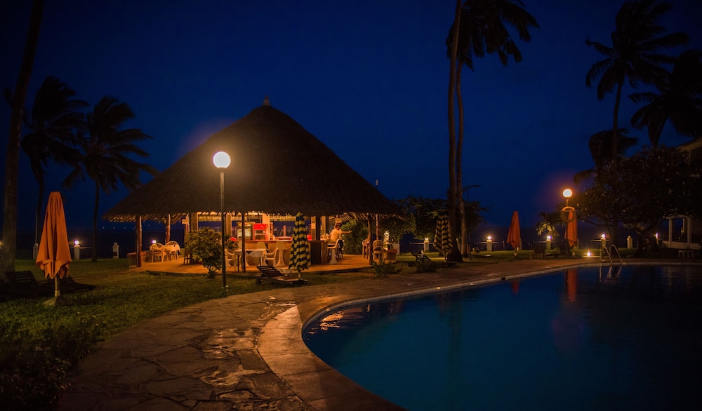 Nyali Beach Holiday Resort 43/48
