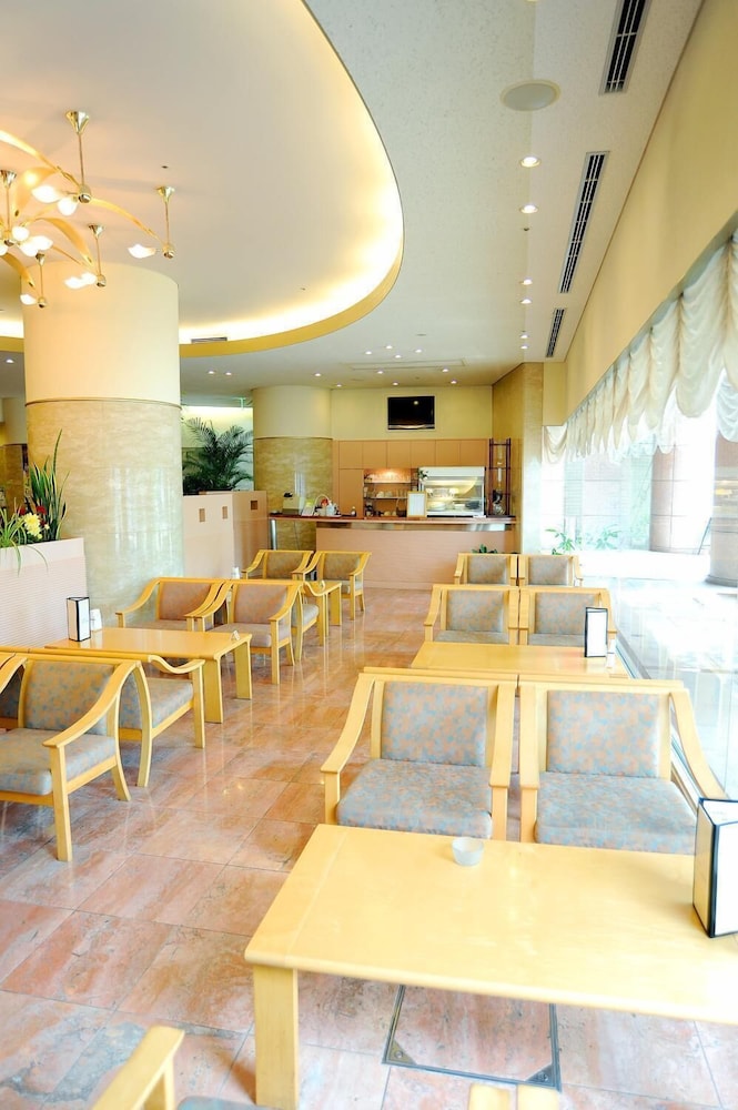 Kochi Prince Hotel 30/45