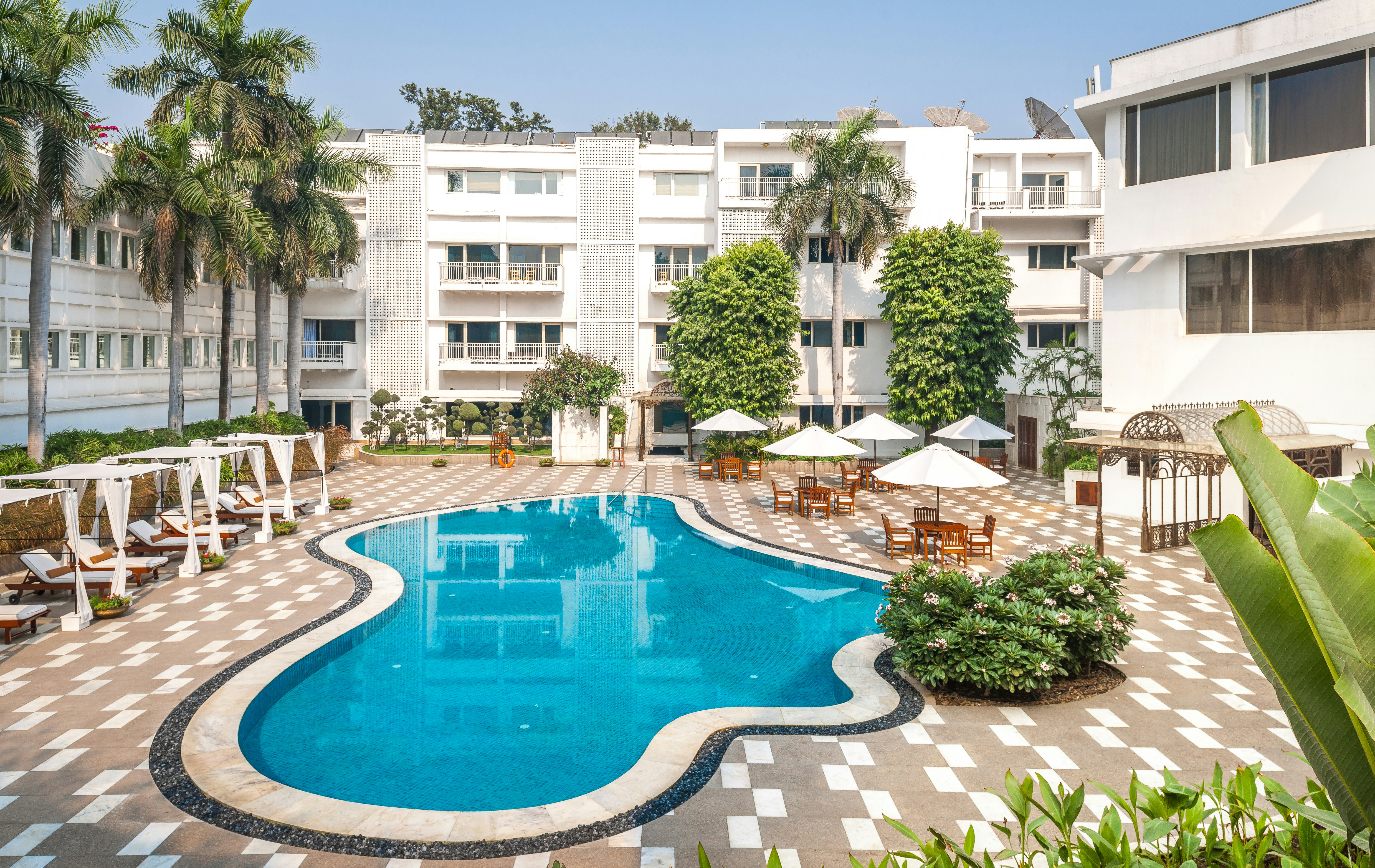The Claridges New Delhi 59/64