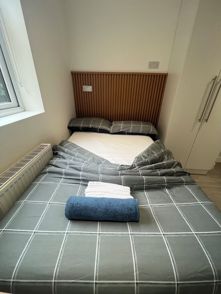 OYO Moorfields Villas 18/32