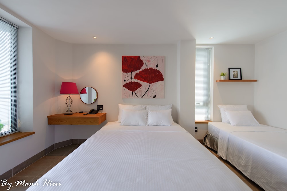 Mojzo Inn Boutique 16/50