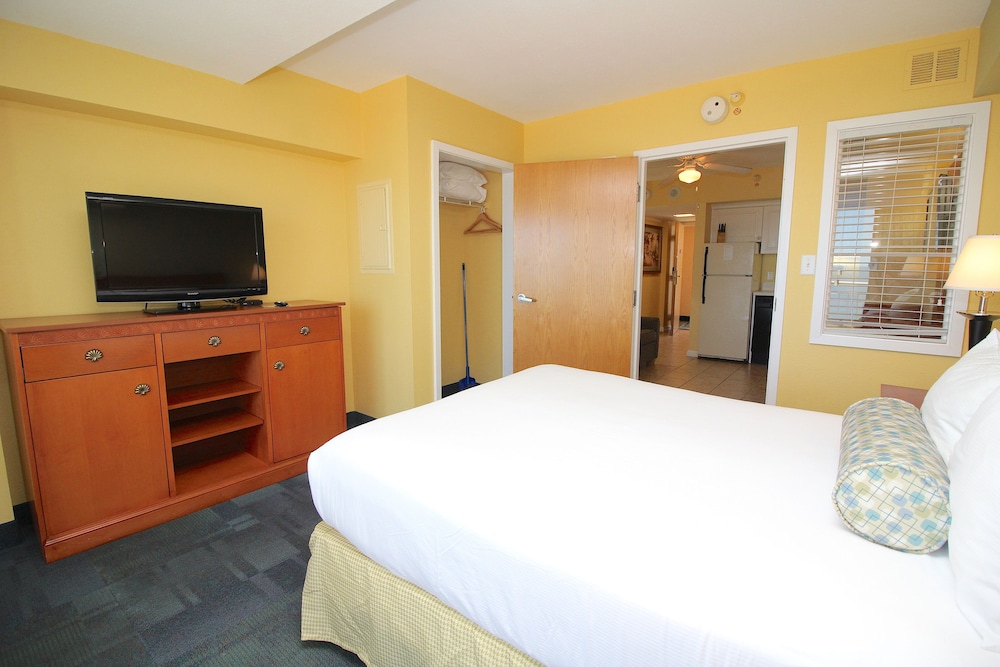 Ocean Sands Resort 13/40