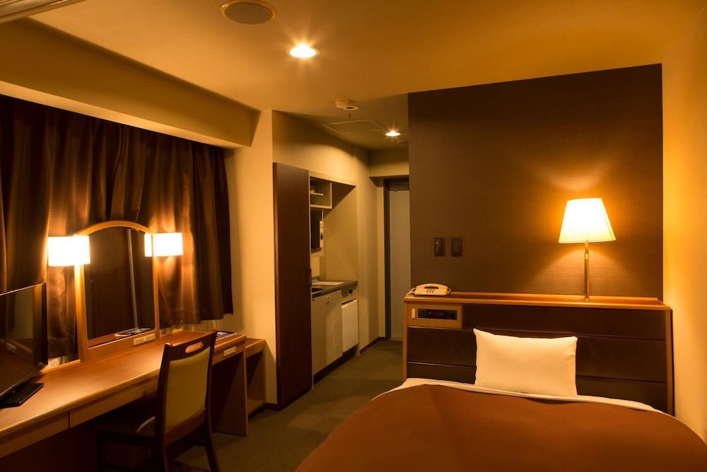 Nissin Namba Inn 35/46