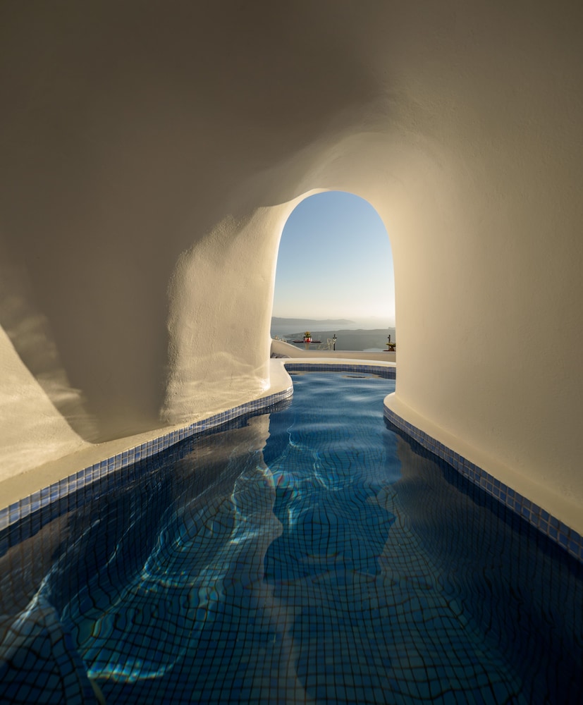 Pegasus Suites & Spa Hotel - Adults Only 25/42