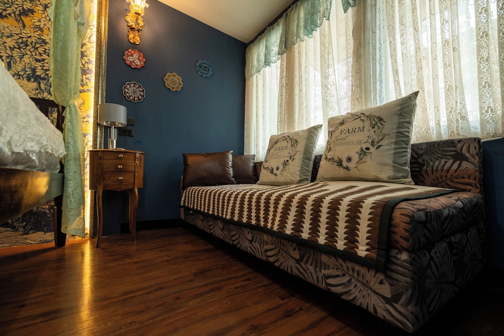 The Unforgotten B&B 28/50