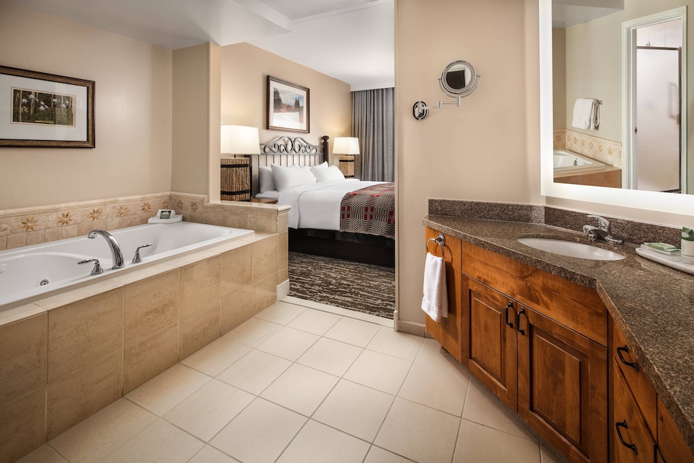 Marriotts StreamSide Evergreen at Vail 6/19