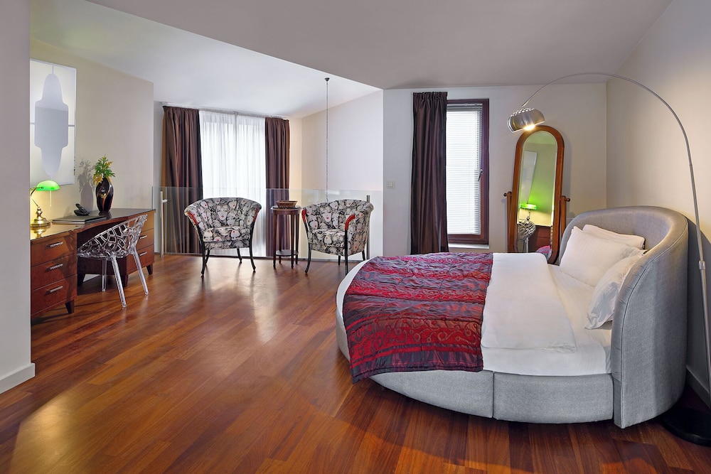 Galateia Residence 13/50
