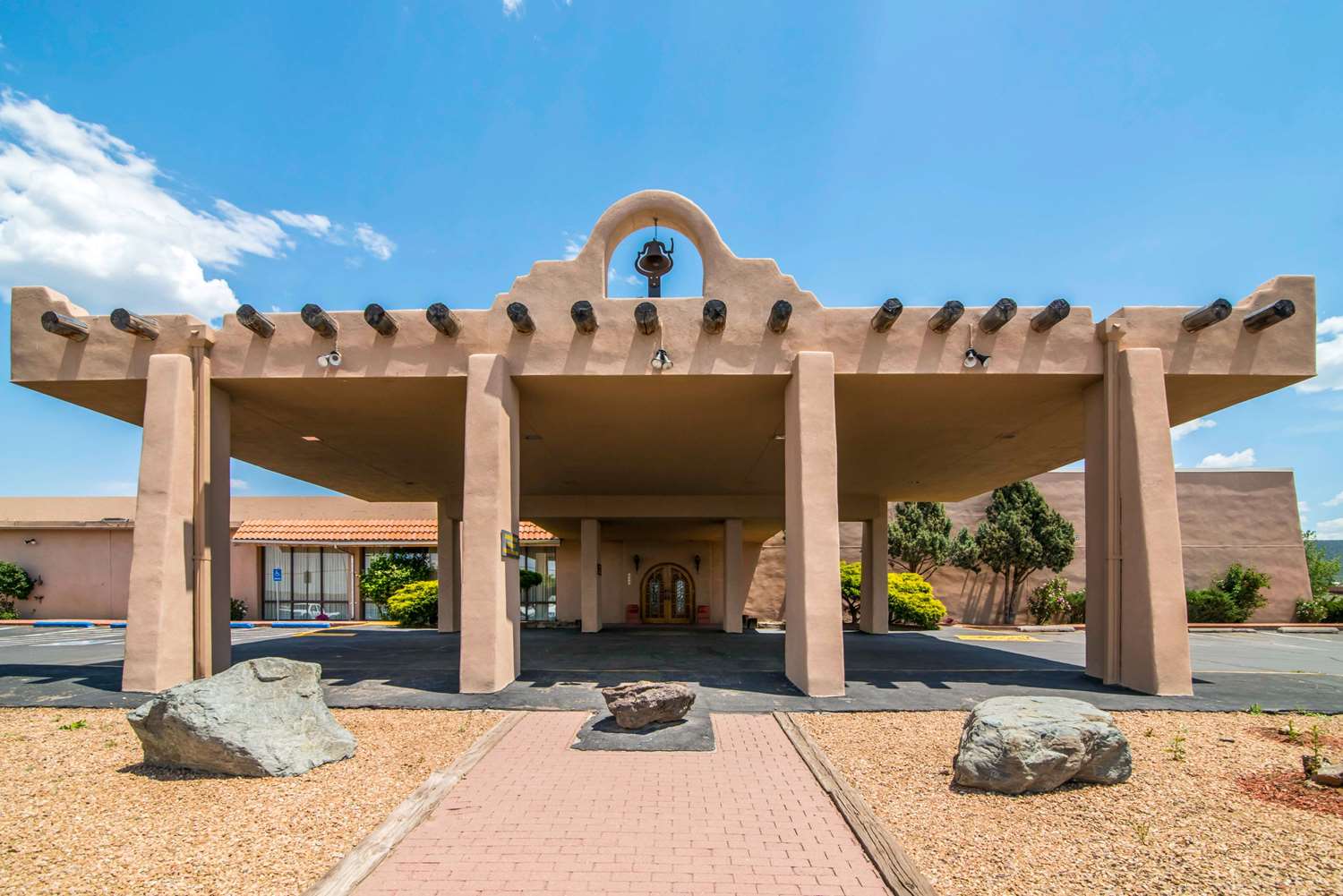 Quality Inn Taos 37/41