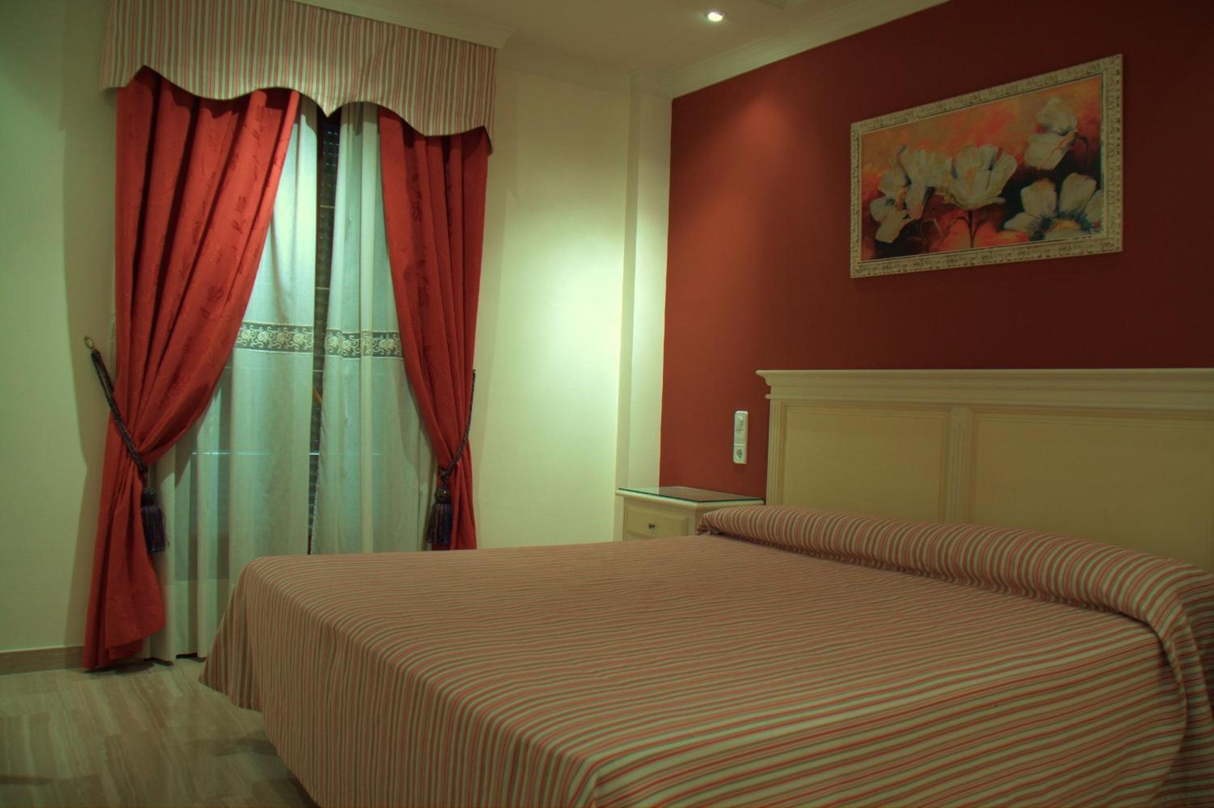 Hotel los Girasoles 12/50