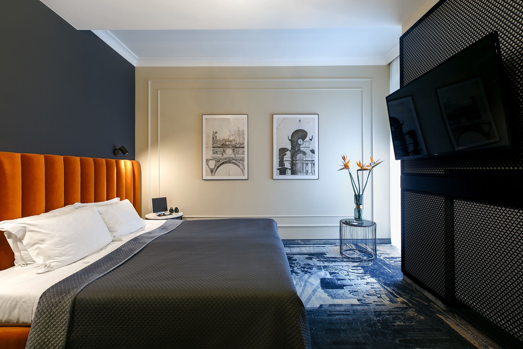 CLASSIC, DOUBLE OR TWIN BED