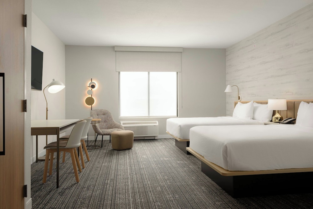 Towneplace Suites By Marriott Cincinnati Oakley 8/37