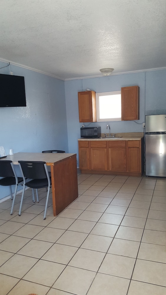 Bayfront Cottages 12/28