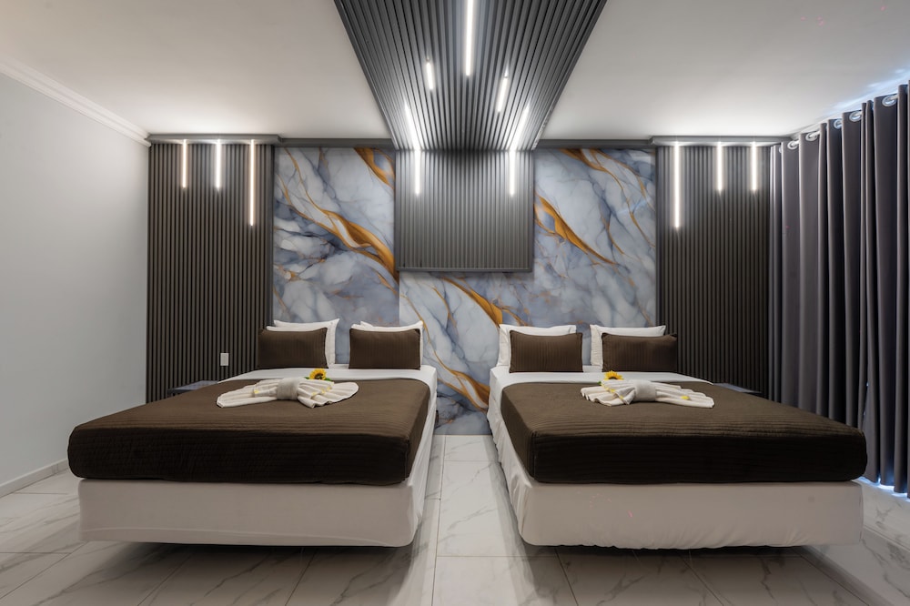Elegance Hotel & Casino 13/50
