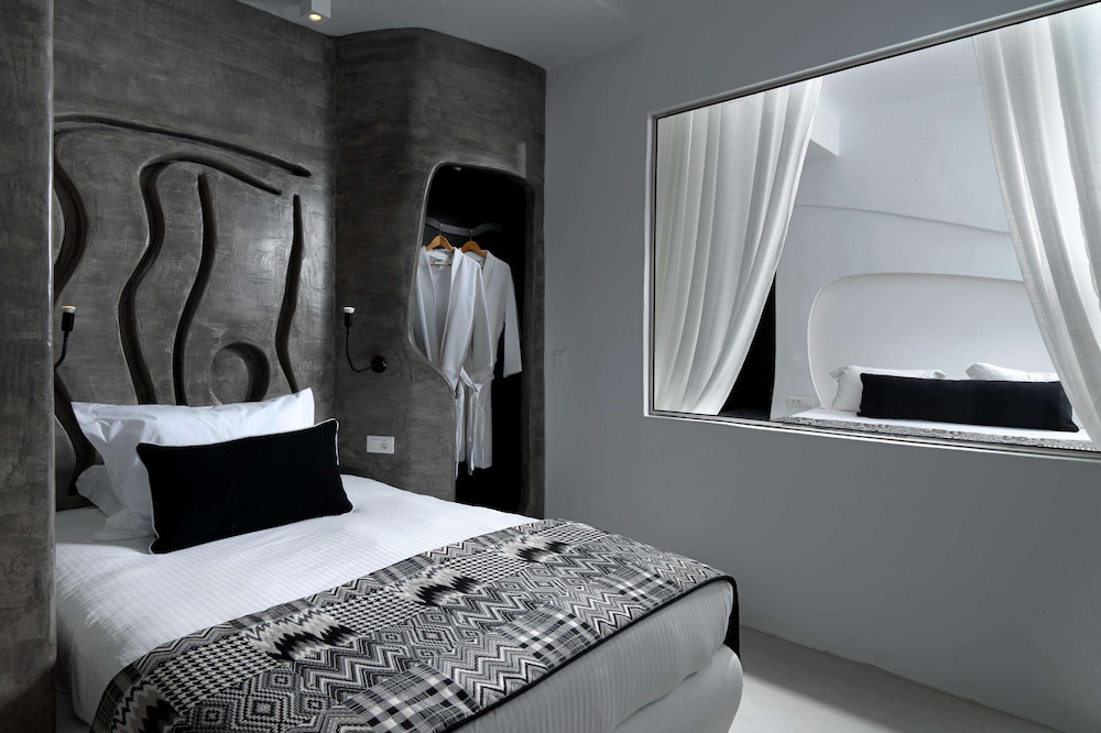 Tholos Resort 13/62