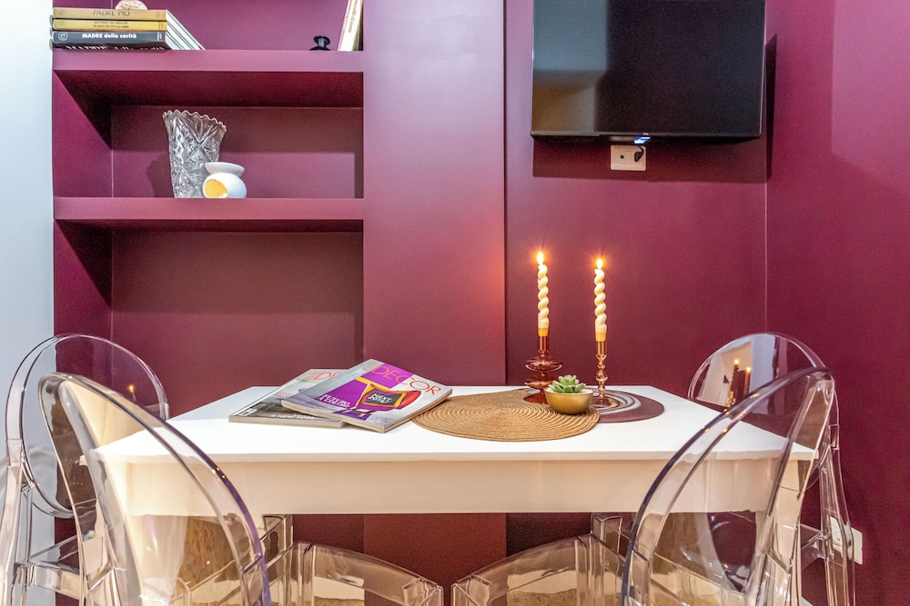 Cozy Flat Near Colosseum 6/48