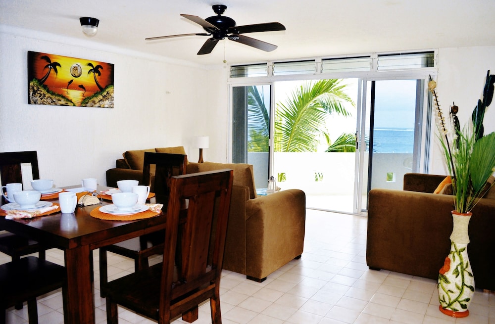 HOTEL ARRECIFES SUITES 40/67