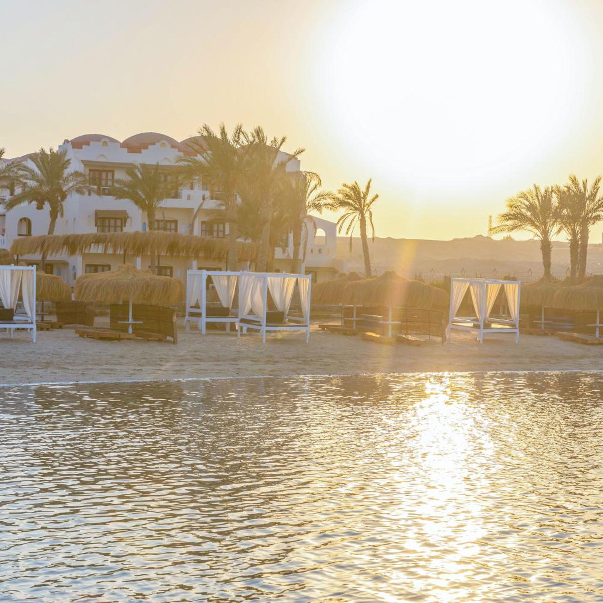 PROTELS Beach Club & Spa 42/43