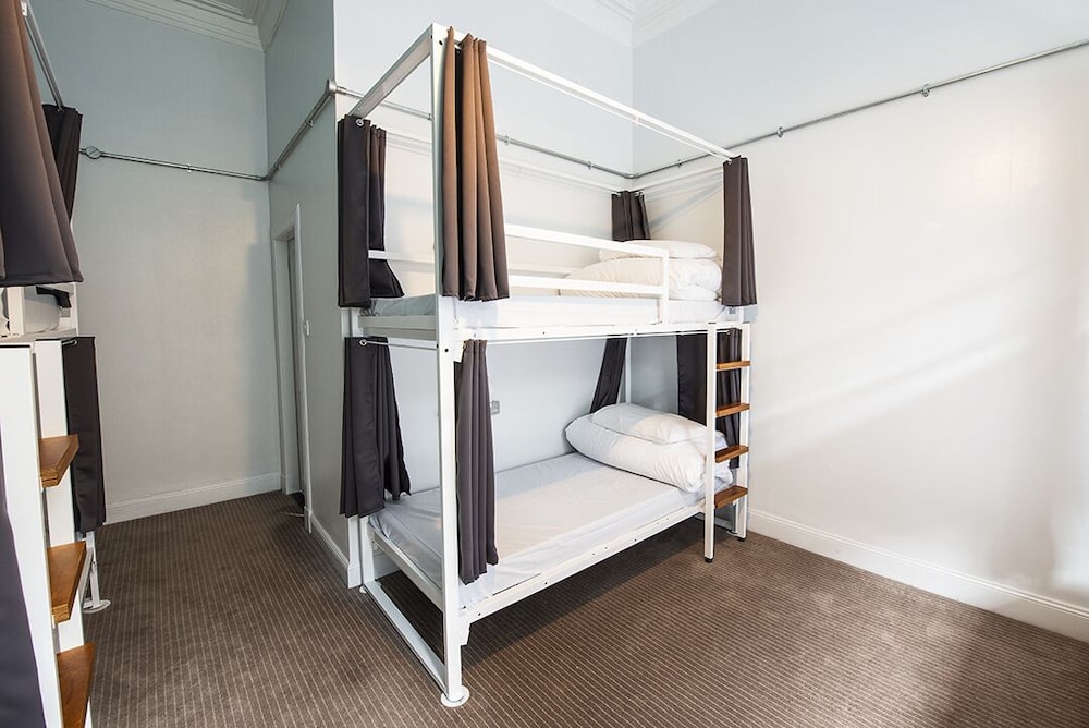 Safestay Glasgow Charing Cross 18/31