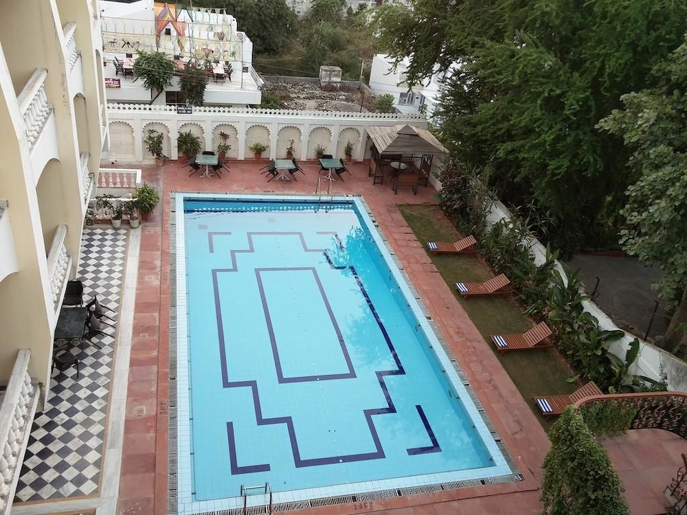 Hotel Hilltop Palace 19/29