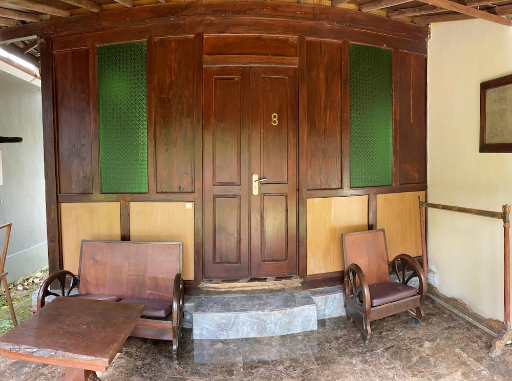 Kampoeng Joglo Ijen Banyuwangi 16/46