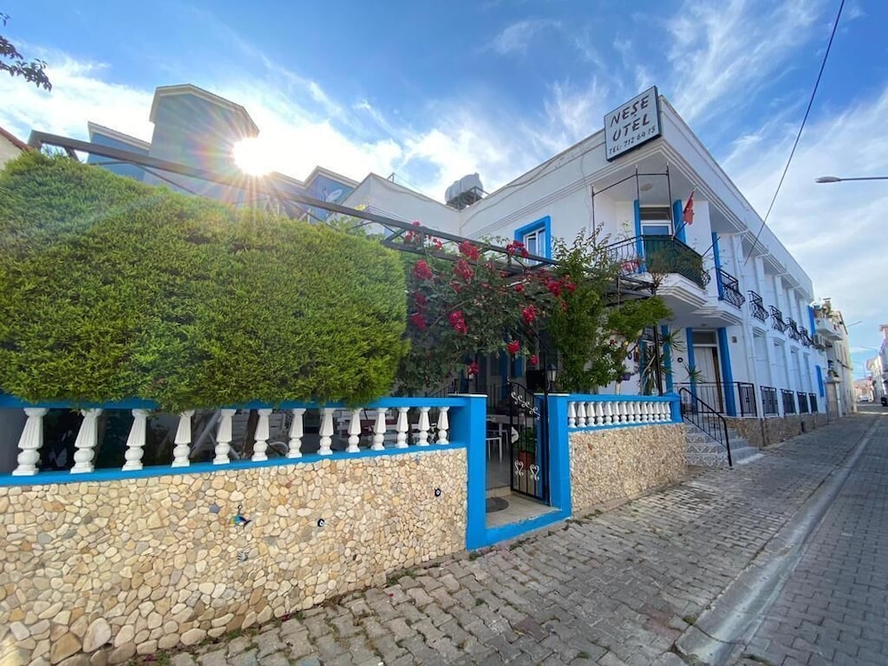 Nese Otel Cesme - Boutique Class 30/34