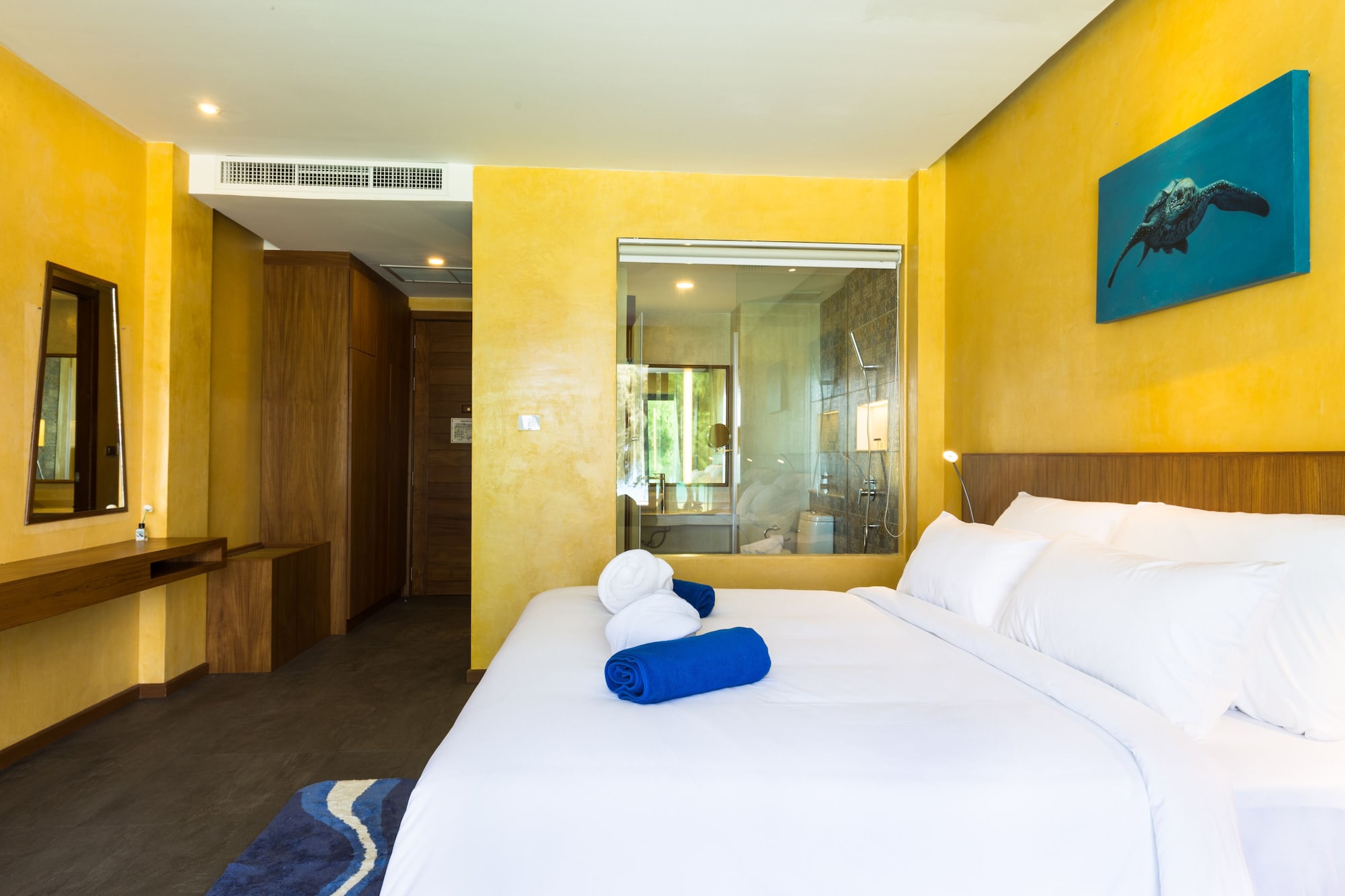 DELUXE, KING BED, SEA VIEW