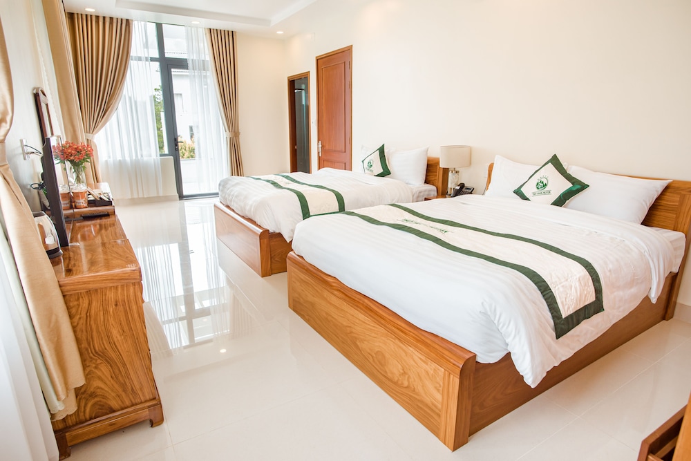 Thuy Hoang Nguyen Hotel Resort & Spa 24/75