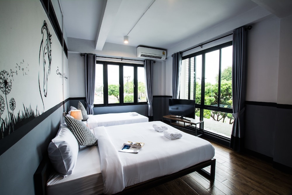 B Y Hotel Kanchanaburi 29/63