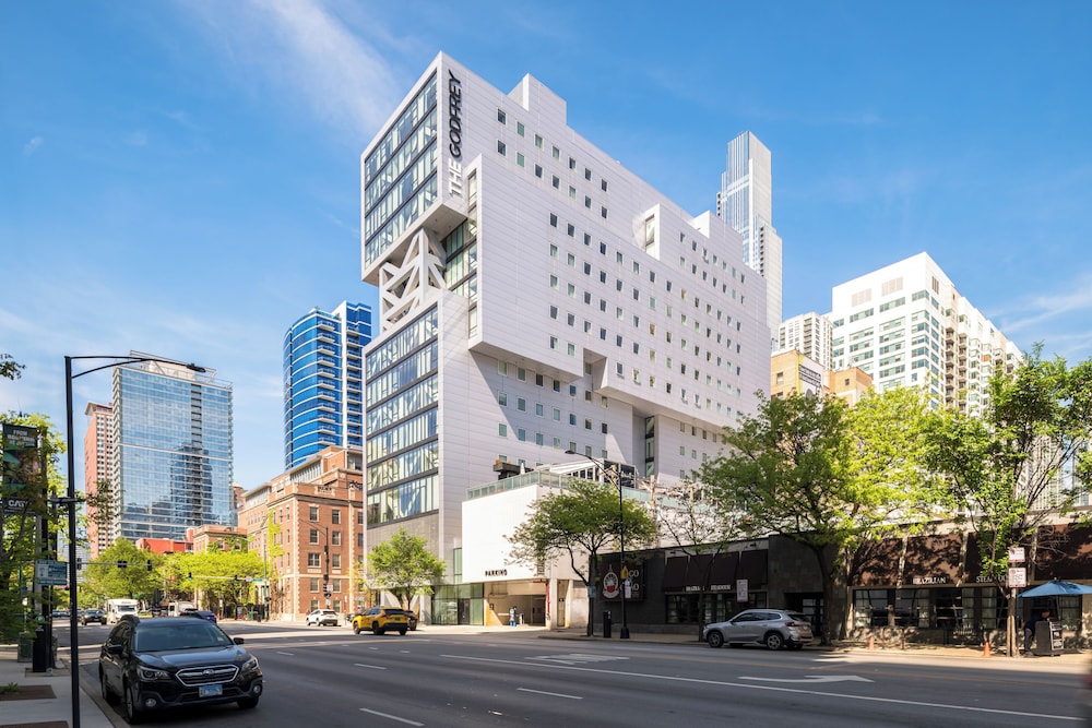 The Godfrey Hotel Chicago 65/73