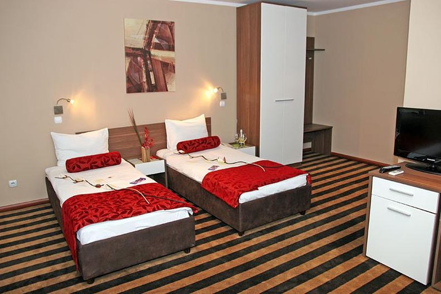 Balkan Garni Hotel 9/24