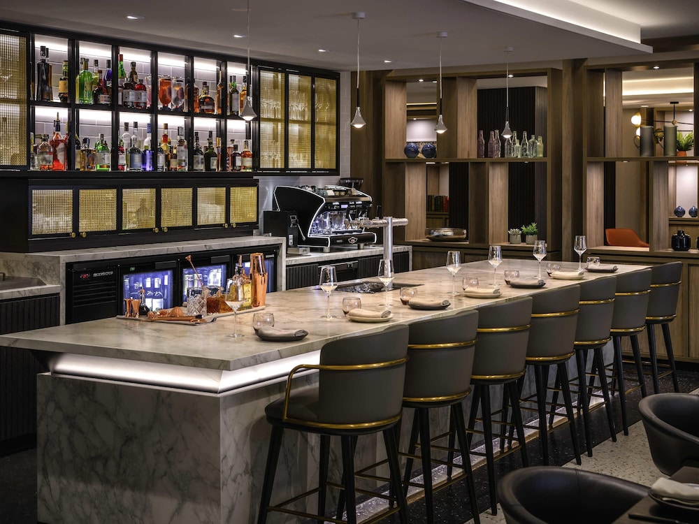 Movenpick Hotel Hobart 59/73