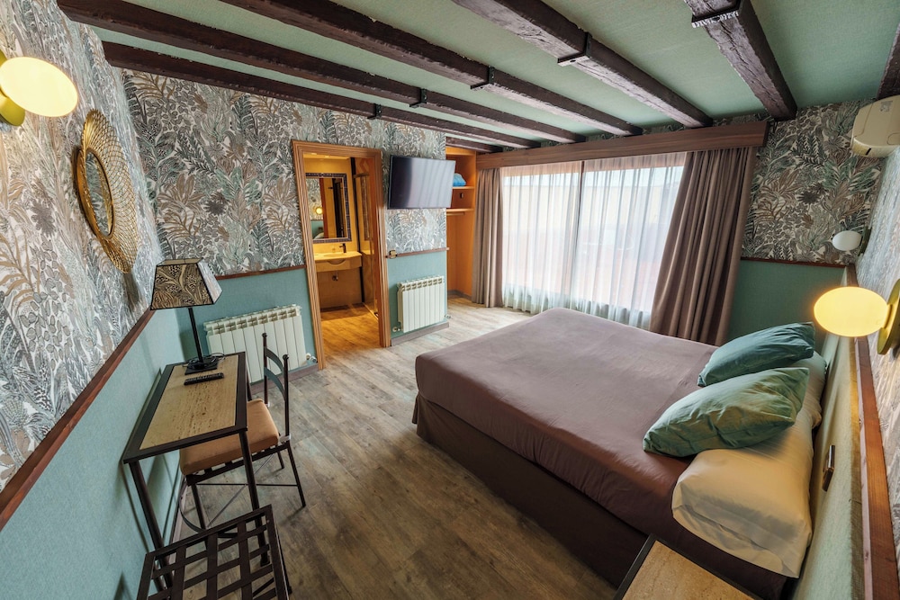 Hotel Sol 16/32