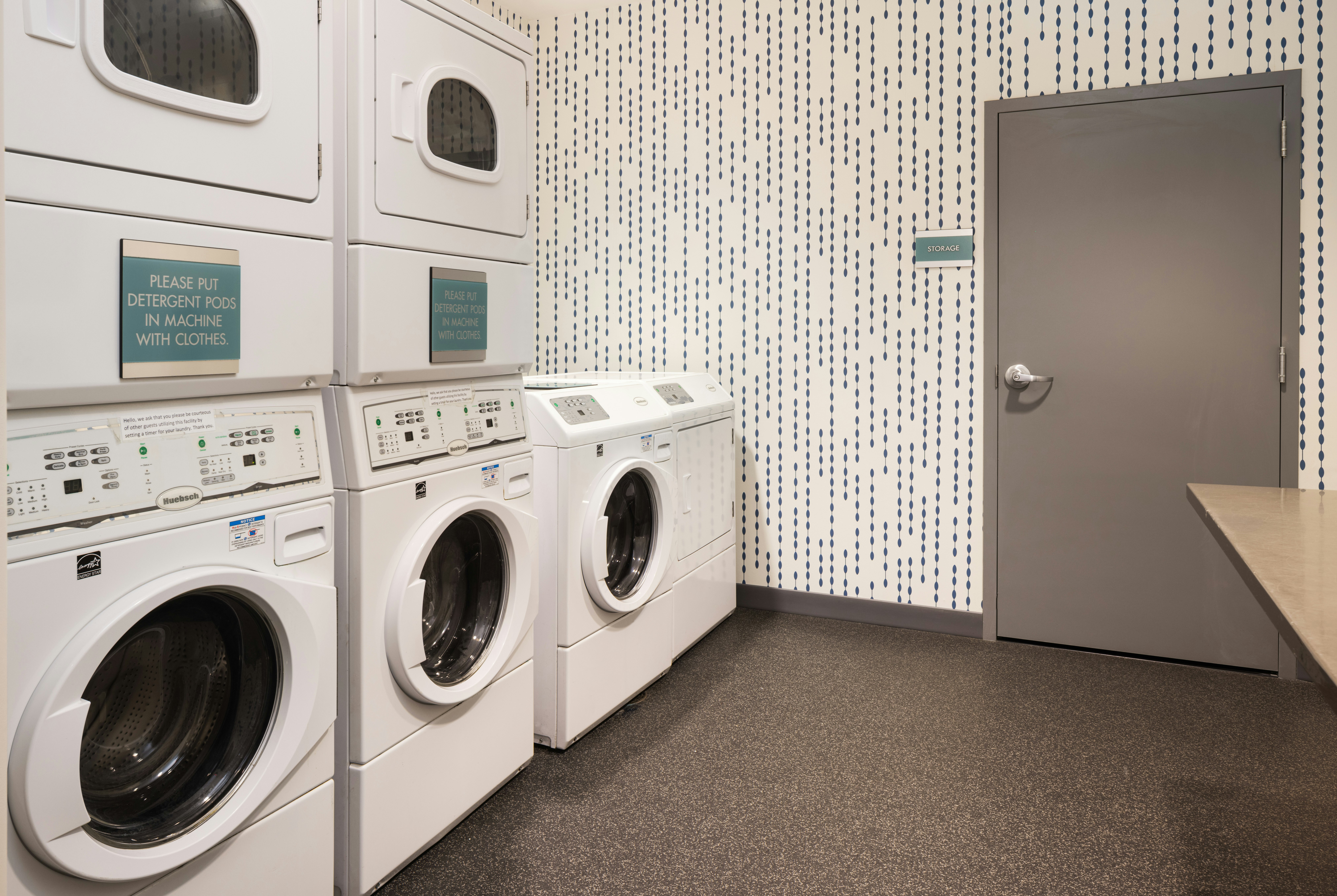 Home2 Suites by Hilton Roseville Minneapolis 10/25