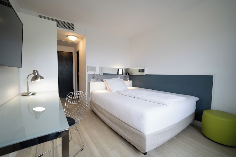 غرفة قياسية بسرير كوين، Hotel Munchen City Center Affiliated by Melia 8/10