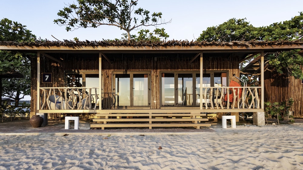 Crusoe Cabins Casobe 2/39