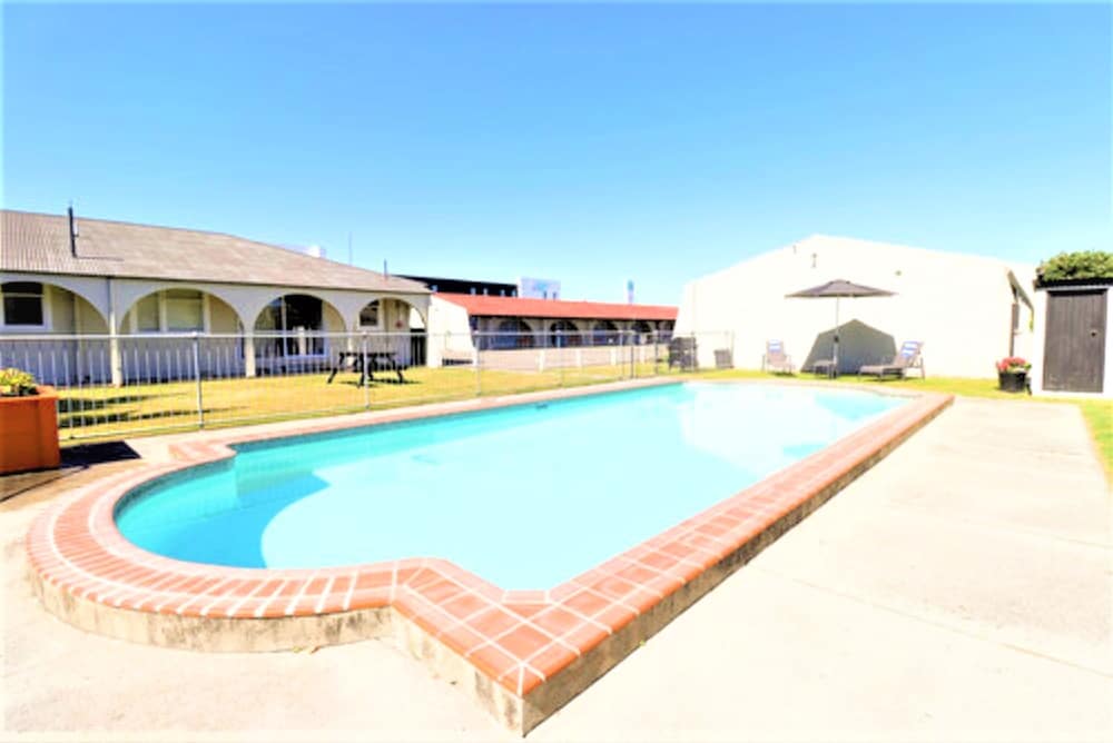 Aztec Motel 3/61