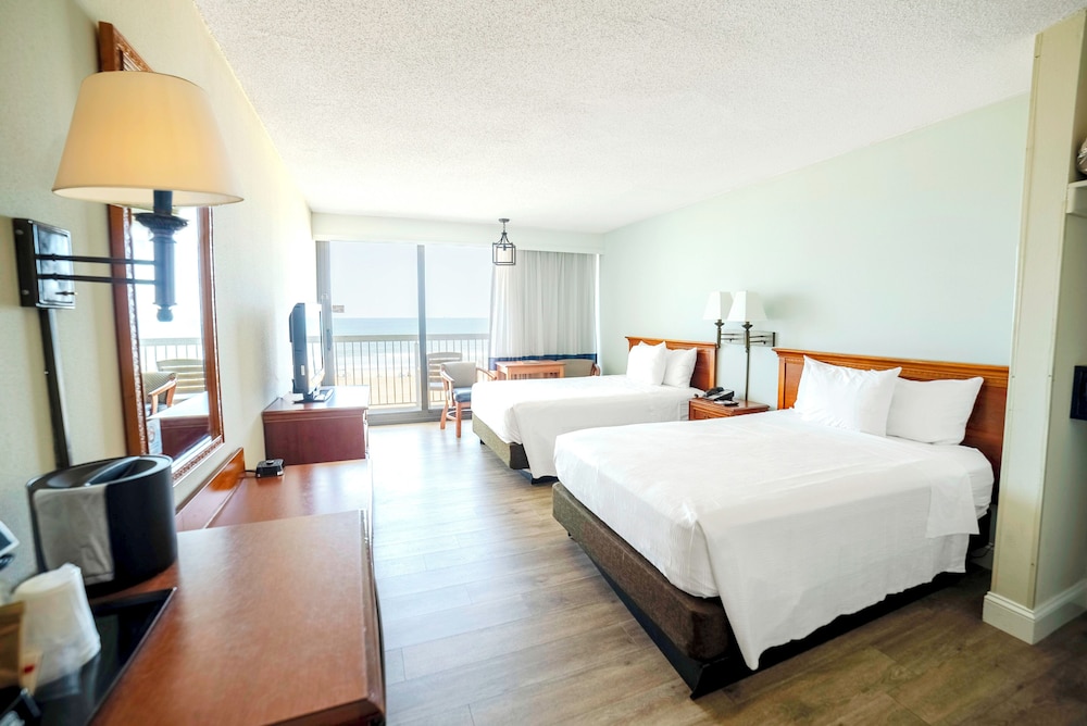 The Oceanfront Inn 17/42