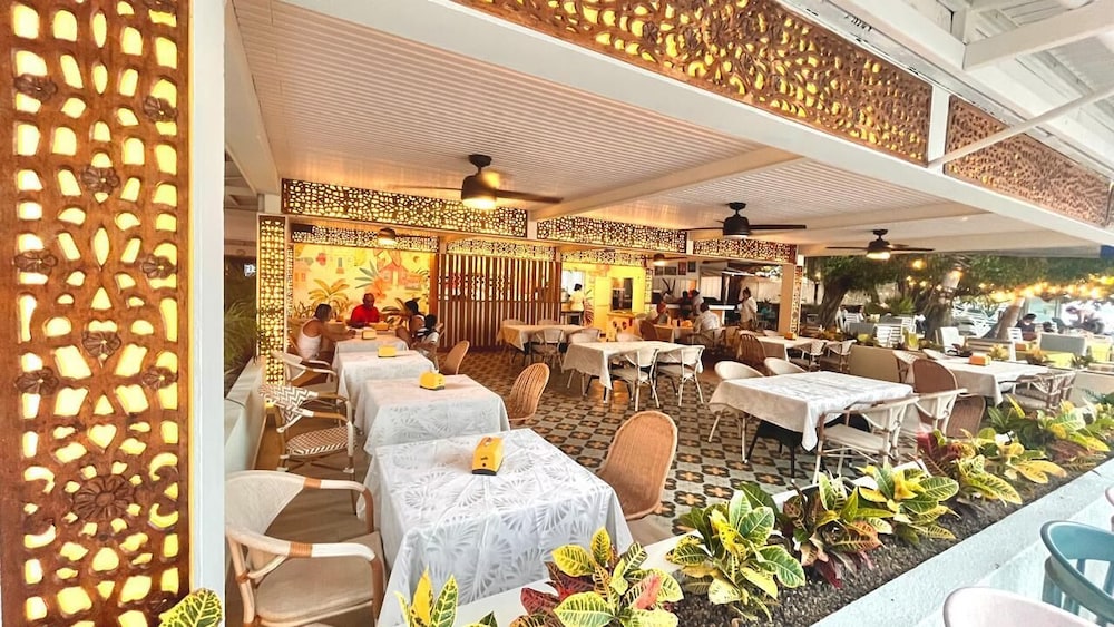 Hotel Cocoplum Beach 52/73