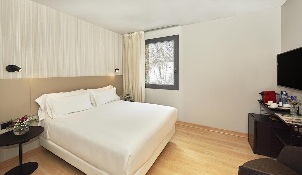 NH Collection Andorra Palome 16/50