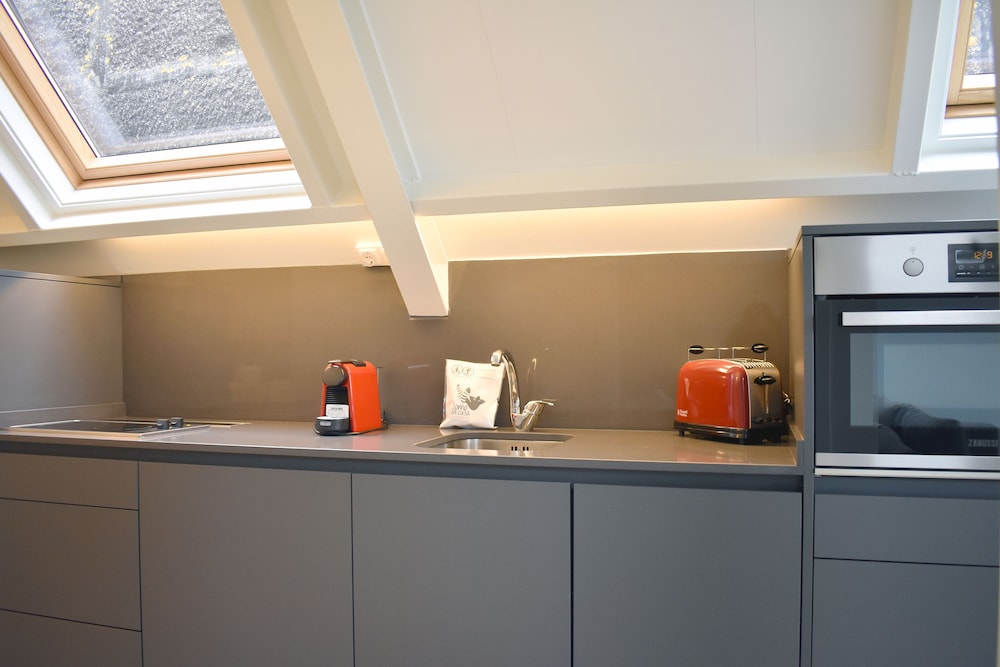 Bow Homes by Como en Casa 10/64