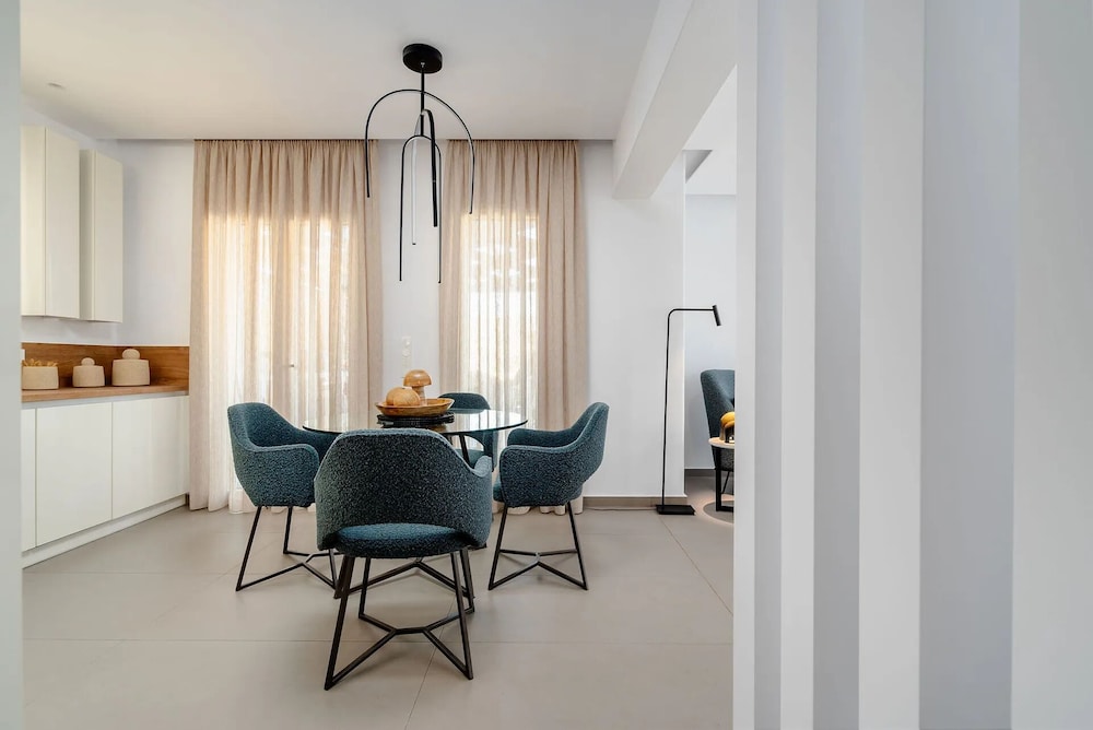 Thalelion 3 bedroom Villas with private pool and Jacuzzi 54/62