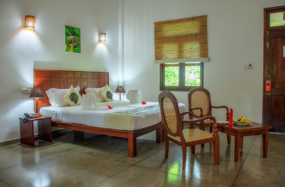 Camellia Resort And Spa 48/65