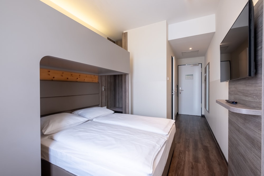 Amaro Budget Plus Hotel 15/50