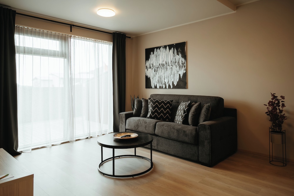 Vik Apartments 48/63