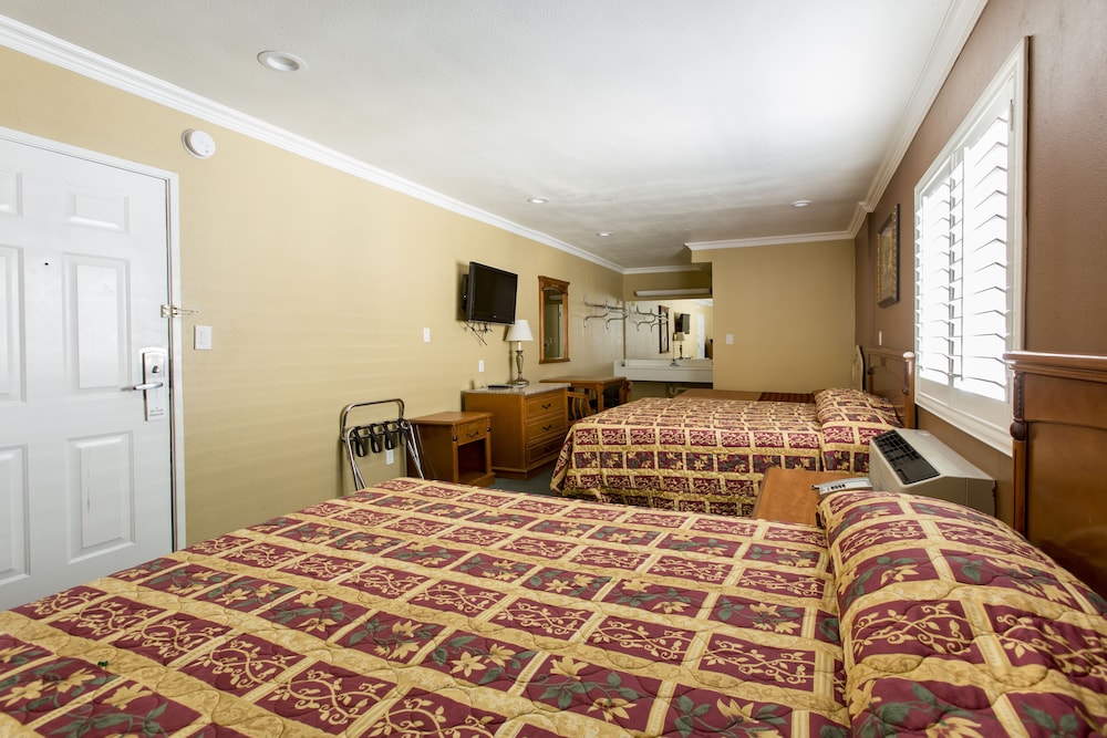 Beverly Inn 49/64