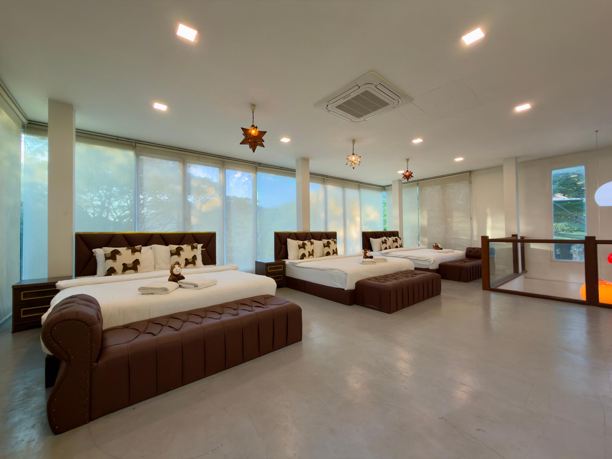 Thongsomboon Club Hotel 16/35