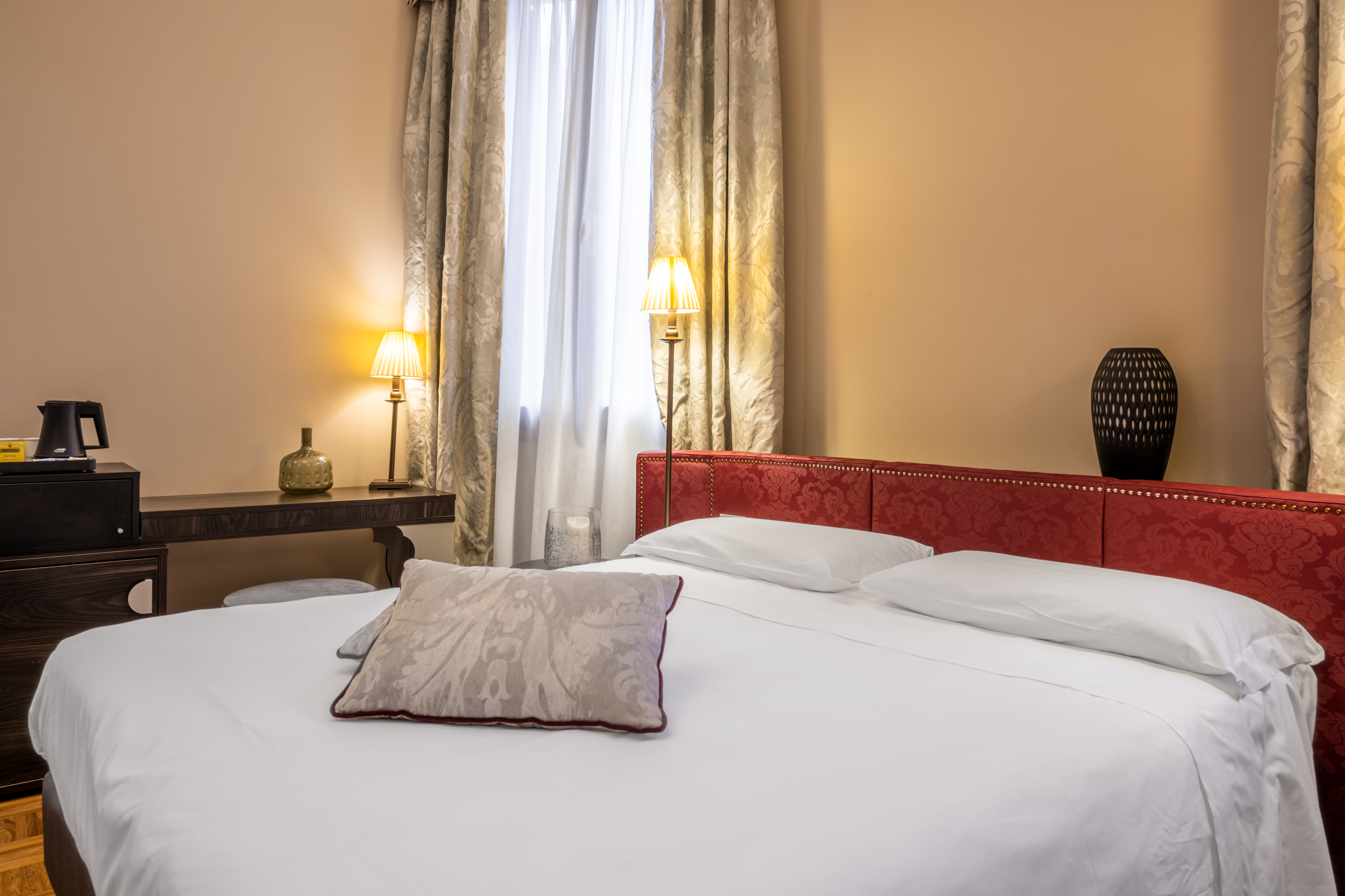 Superior, Double Bed, Sofa